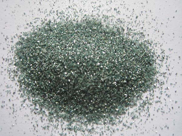 碳化硅粒度砂冶炼时如何进行加料